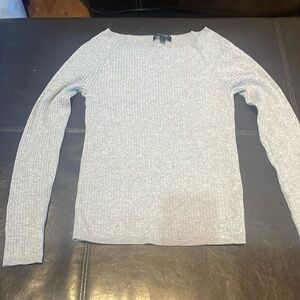 Light gray ribbed sweater